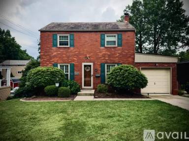 Main picture of 1125 Hillsview Ter