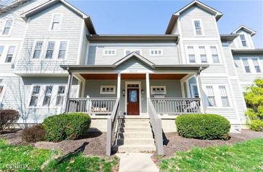 Main picture of 2230 N Pennsylvania St