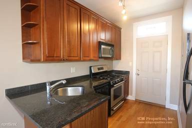 Main picture of 4808 N Paulina St