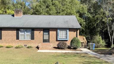 Main picture of 405 Wade St