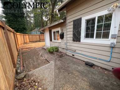 Main picture of 11909 Interlaaken Dr SW