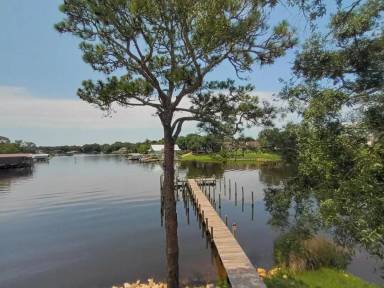 Main picture of Pier 1 Condo