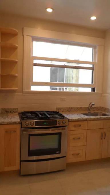 Main picture of 1562 Vallejo St