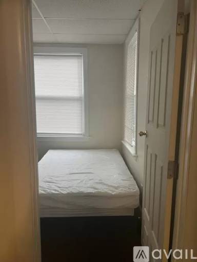 Main picture of 116 McMaster St