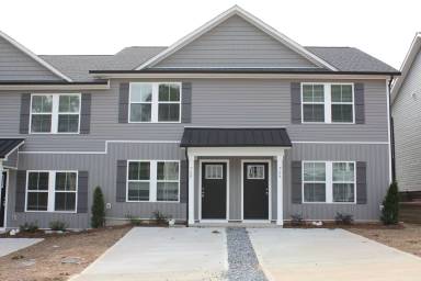 Main picture of 761-68 Hillside St