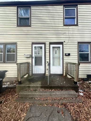 Main picture of 76 Commodore Ave