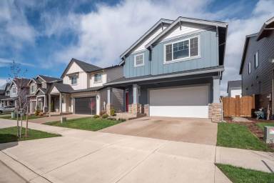 Main picture of 1687 36th Ave