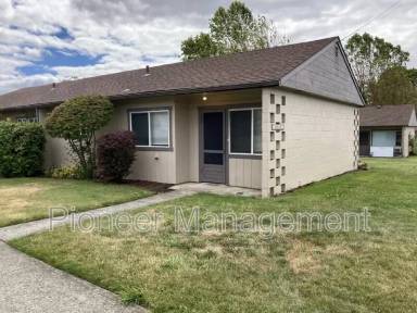 Main picture of 775 NE Alameda Ave