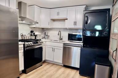 Main picture of 4912 Oleander Dr
