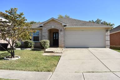 Main picture of 12820 Cedar Hollow Dr