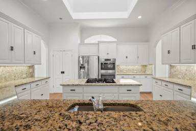 Main picture of 3504 Avendale Dr