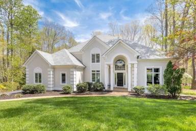 Main picture of 5305 Clipper Cove Rd