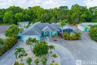 Main picture of 4237 Springs Ln