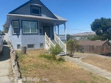 Main picture of 726 Hichborn St