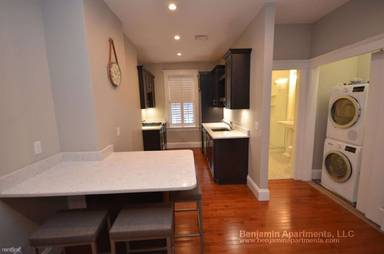 Main picture of 44 Charles St