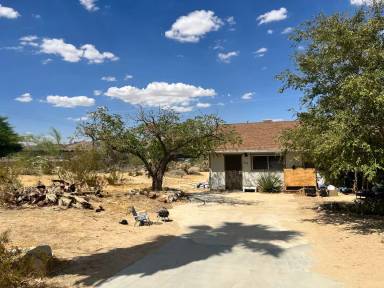Main picture of 61776 Desert Air Rd