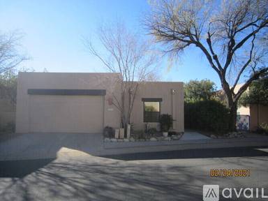 Main picture of 5424 E Francisco Loop