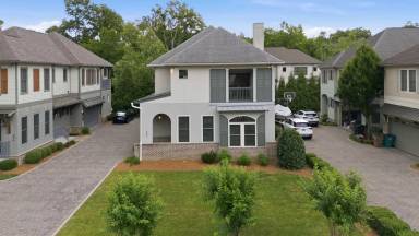 Main picture of 404 Woodmont Hall Pl
