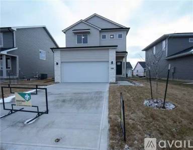 Main picture of 720 SE Booth Ave