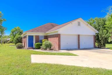 Main picture of 701 Jappy Akins Rd