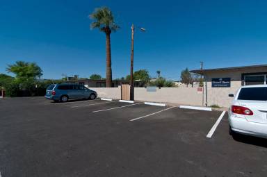 Main picture of 3826 W Roosevelt St Apartments