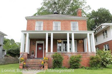 Main picture of 523 Riverside Dr