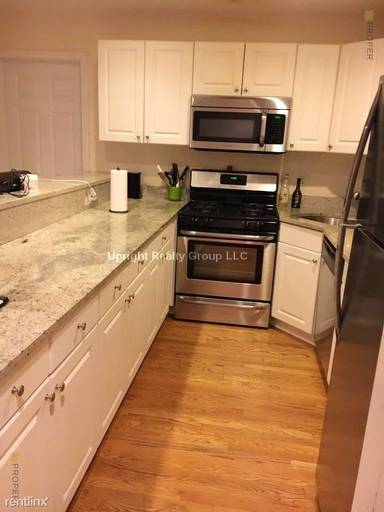 Main picture of 316-328 Saint Paul St