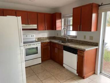 Main picture of 4671 Poinsetta Ln