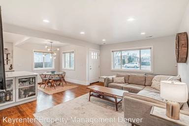 Main picture of 2110 Ames St