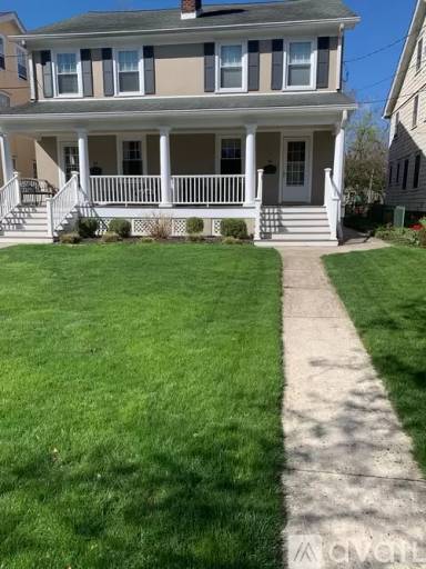 Main picture of 40 Jefferson Rd