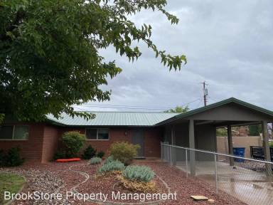Main picture of 446 E Urie North Dr