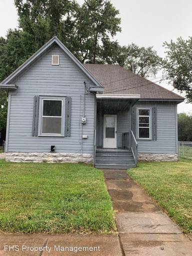 Main picture of 1031 W Monroe Ter