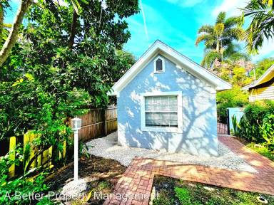 Main picture of 1045 16th Ave N