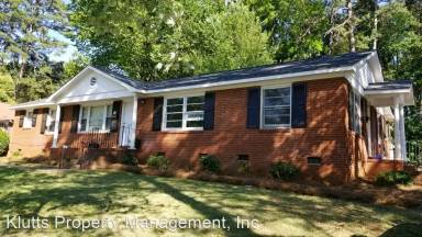 Main picture of 1520 Woodhill Ln