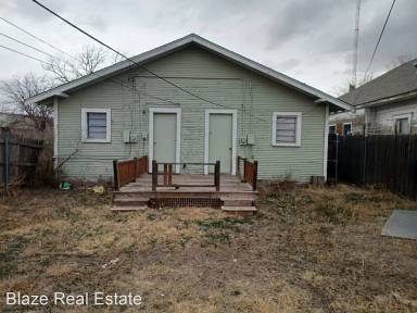 Main picture of 1205 S Buchanan St