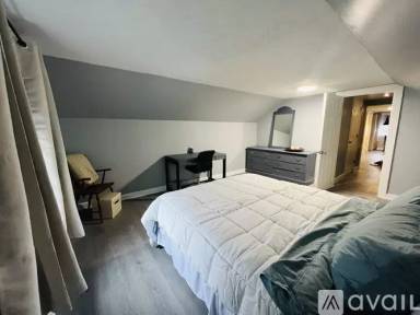 Main picture of 310 Prospect St
