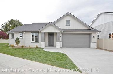 Main picture of 120 E Cool Pond Dr