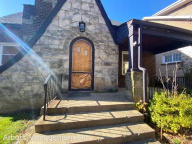 Main picture of 4340 Saline St