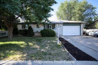 Main picture of 1171 W Gordon Ave