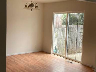Main picture of 3943 Chatham Ct