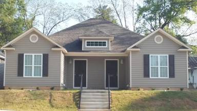 Main picture of 893 Peasley St