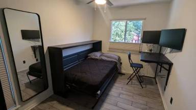 Main picture of 2714 2nd St SE
