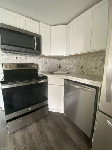 Main picture of 920 Whalley Ave