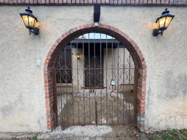 Main picture of 4221 Logan Ave
