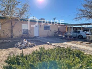 Main picture of 5006 Headingly Ave NE