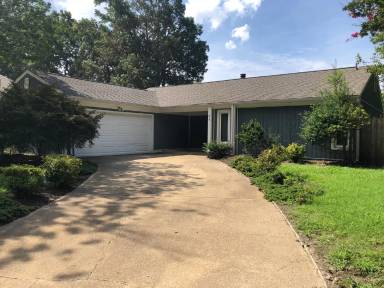 Main picture of 49 Apollo Dr