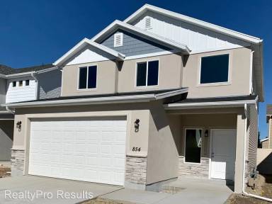 Main picture of 866 W Wellington Ave