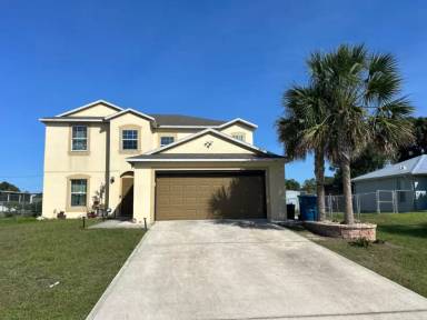 Main picture of 1334 Lotus St SE