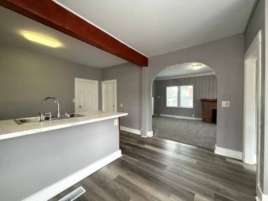 Main picture of 519 S 9th St