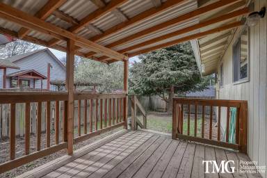 Main picture of 8851 SE 10th Ave